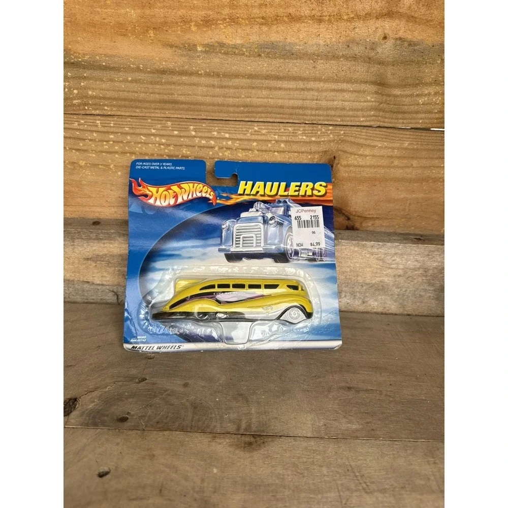 vintage metal toy cars and trucks, Bus,‎ Motorhome, Haulers, new in package